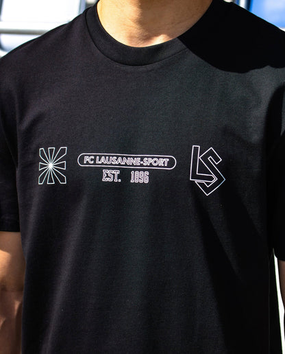Black T-shirt