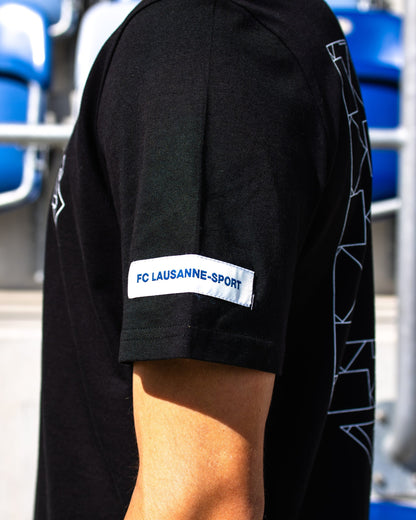 Black T-shirt