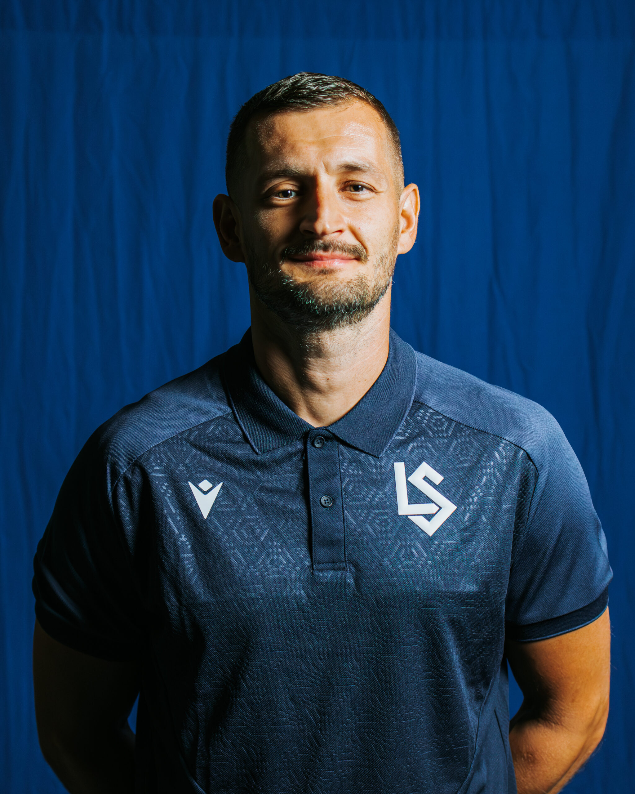 29.08.254K8A4226-2._ACADEMIE_@m.x_d.x