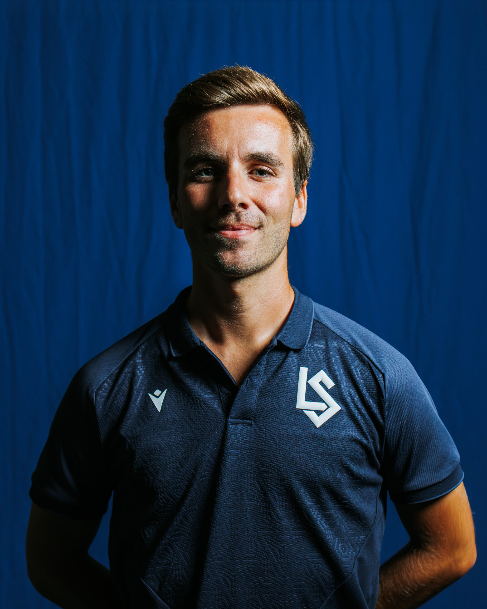 29.08.254K8A4257-2._ACADEMIE_@m.x_d.x