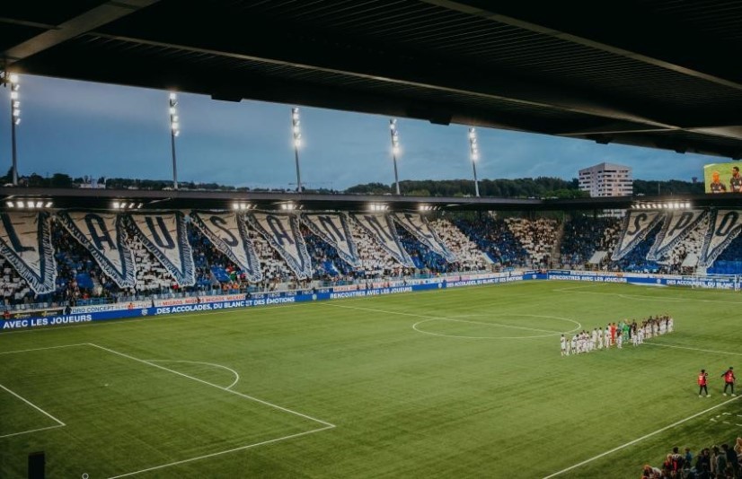Tribune LS entrée de joueurs